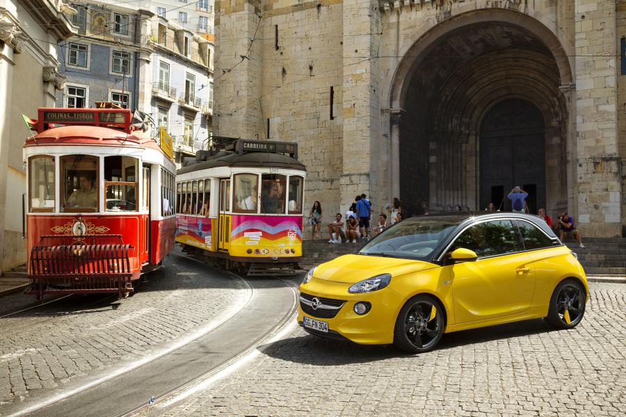  Opel Adam Slam with OPC Line Pack 2013 года  (фото 9 из 17)